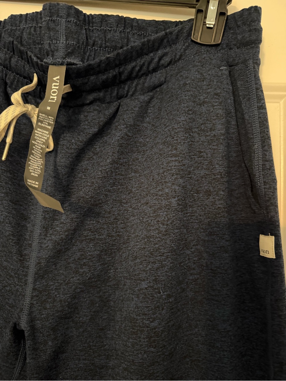 Vuori Women's Performance Jogger - M Long 28” - Midnight Heather Blue -Like New - Picture 5 of 5